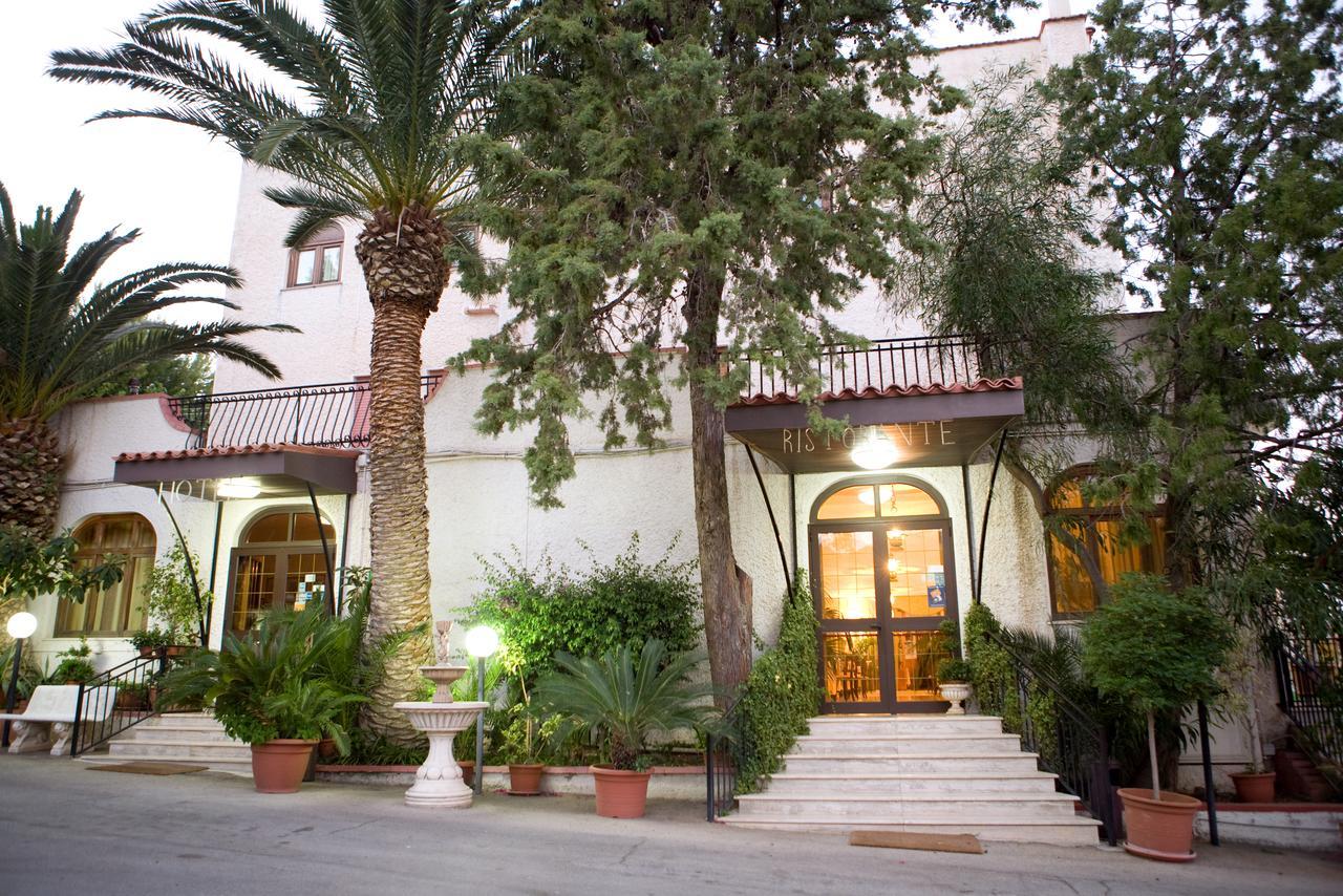 Hotel Miravalle Misilmeri エクステリア 写真