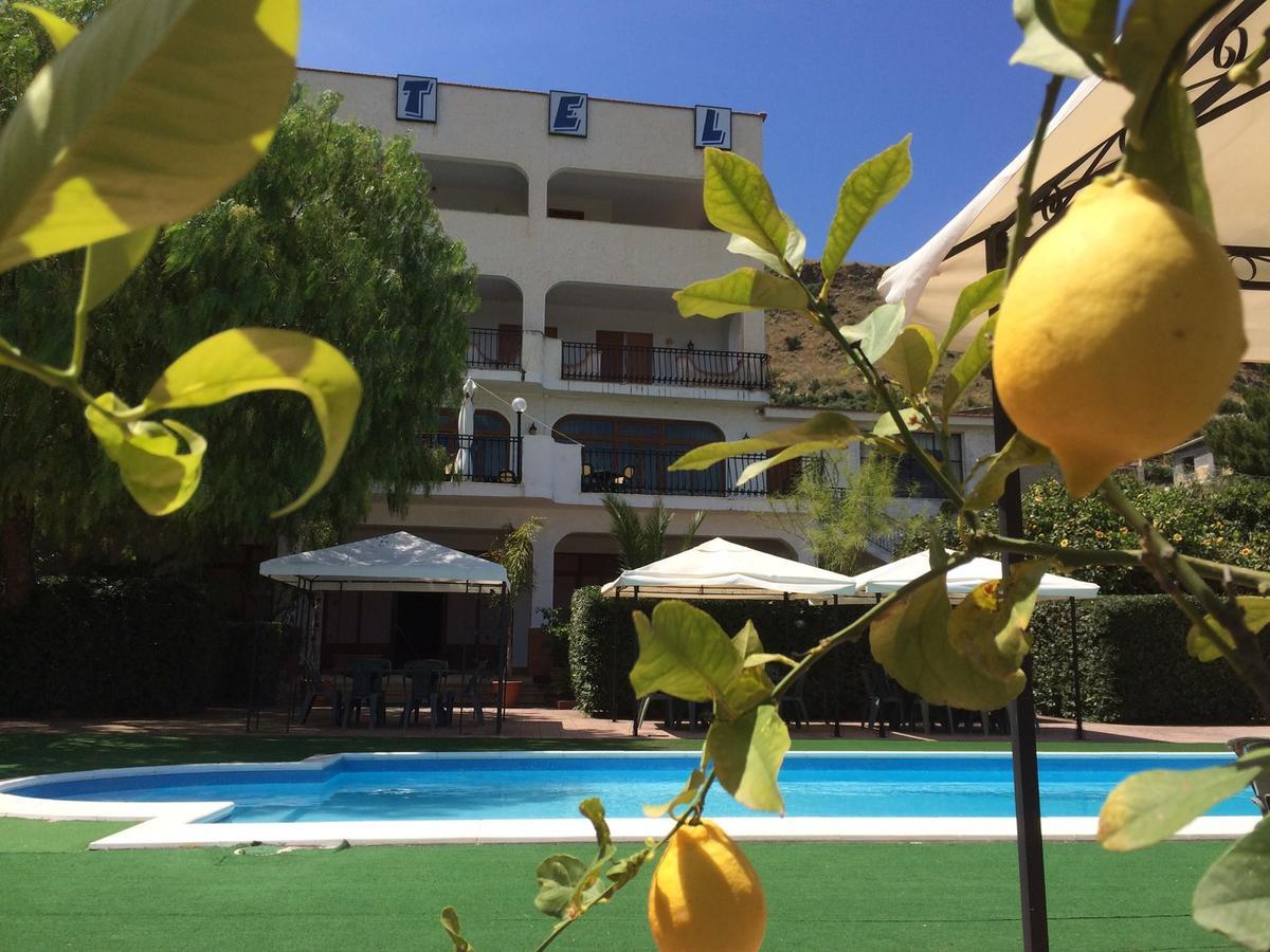 Hotel Miravalle Misilmeri エクステリア 写真