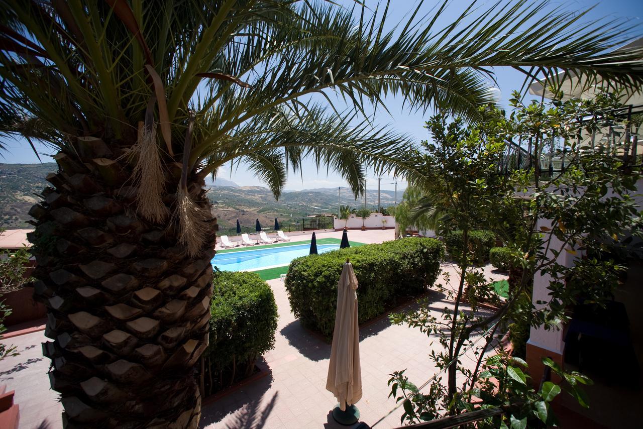 Hotel Miravalle Misilmeri エクステリア 写真