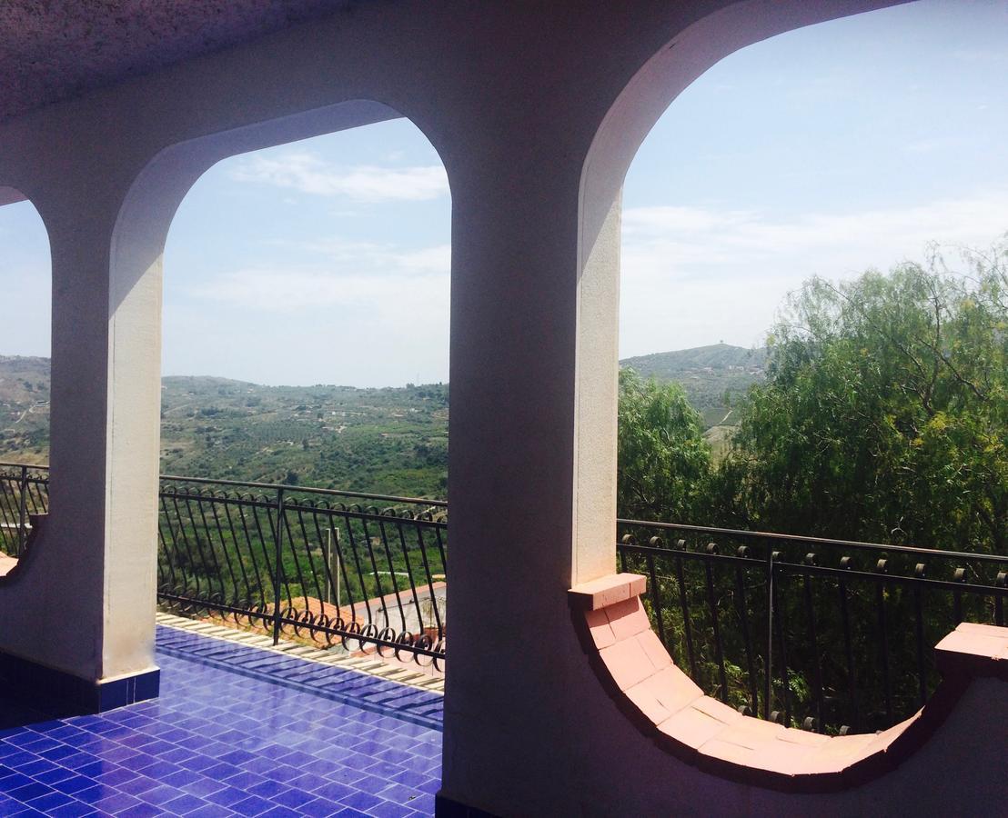 Hotel Miravalle Misilmeri エクステリア 写真