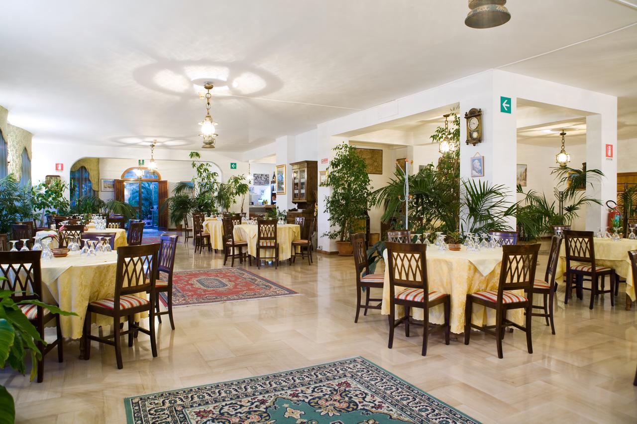 Hotel Miravalle Misilmeri エクステリア 写真