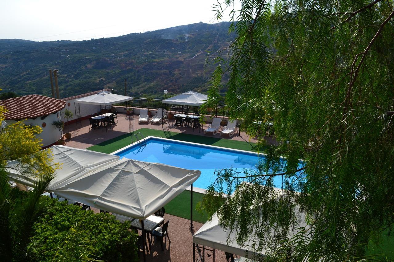 Hotel Miravalle Misilmeri エクステリア 写真