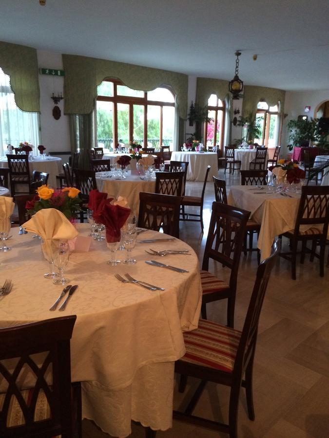 Hotel Miravalle Misilmeri エクステリア 写真