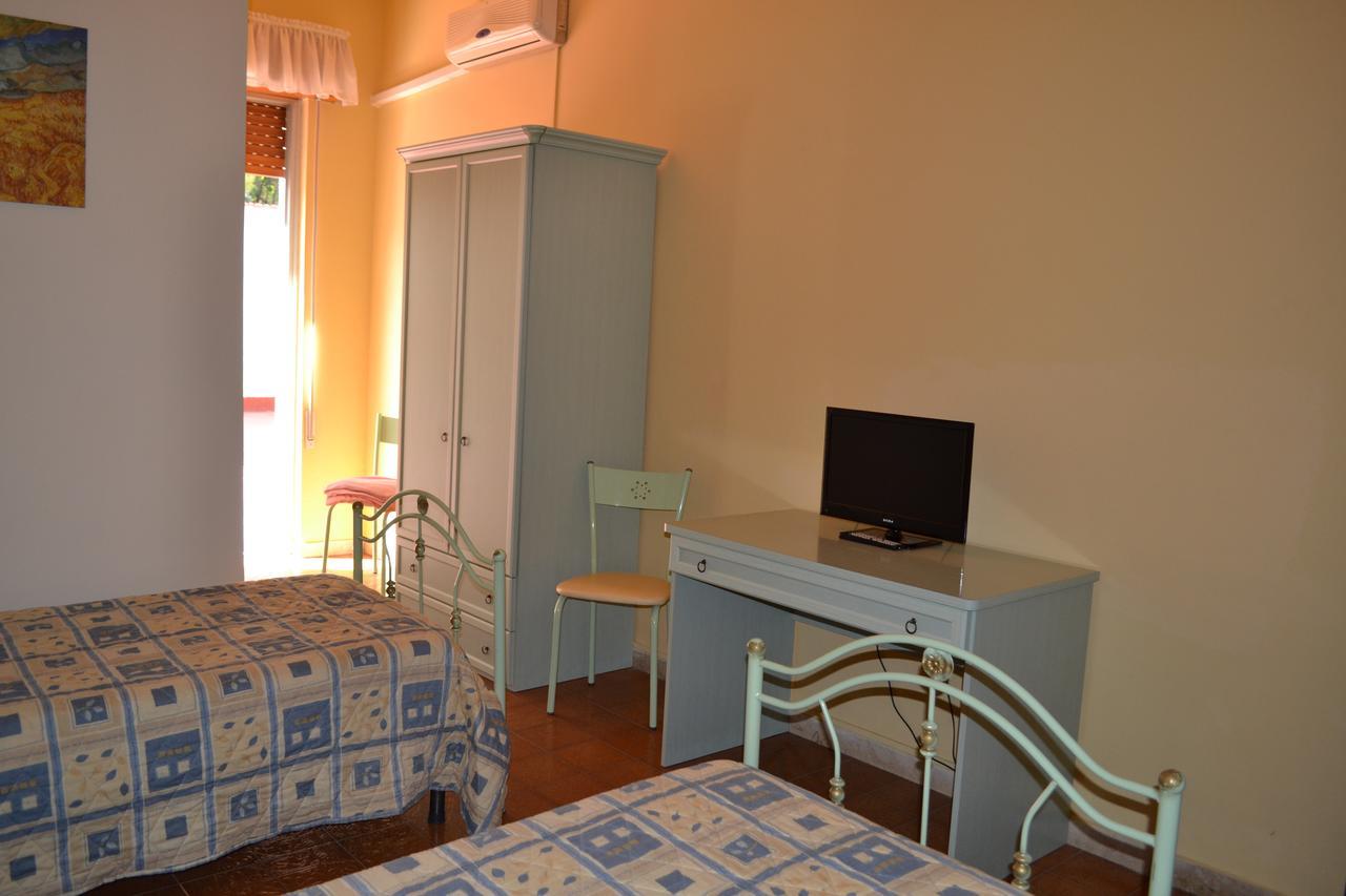Hotel Miravalle Misilmeri エクステリア 写真